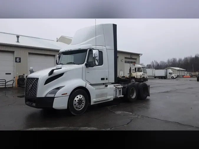 2019 Volvo VNL300