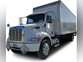 2020 Peterbilt 337