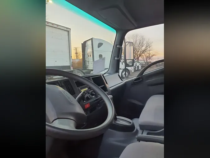 2019 ISUZU NPR HDa03d9202eed9217b2ed42a1f4331165f