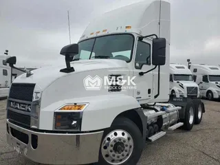 2019 MACK AN64T