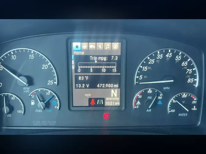 2020 Freightliner Cascadia 126