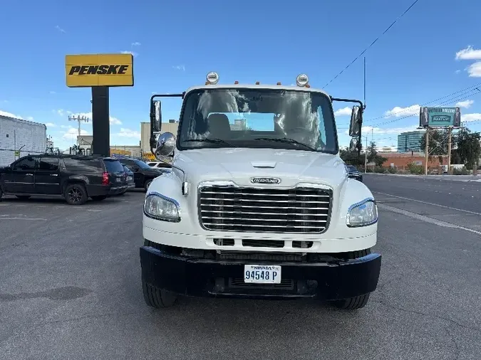 2015 Freightliner M2