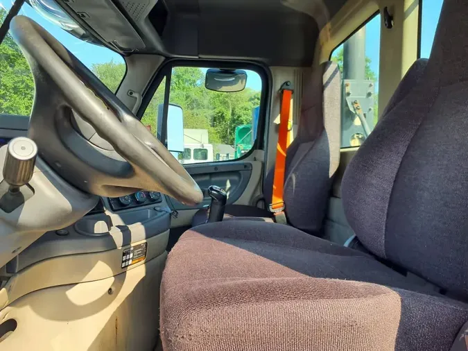 2016 FREIGHTLINER CASCADIA 125