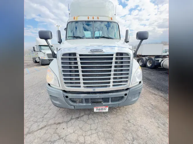 2017 FREIGHTLINER/MERCEDES CASCADIA 125