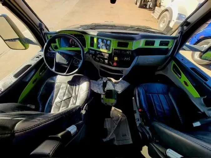 2022 Peterbilt 579a04eccad4083a749078388259986ecdb