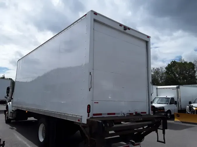 2018 FREIGHTLINER M2 106