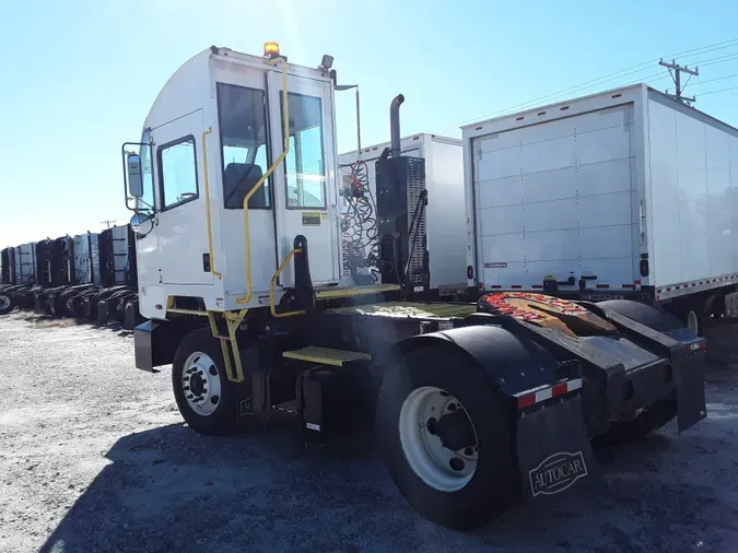 2020 AUTOCAR YARD TRACTOR