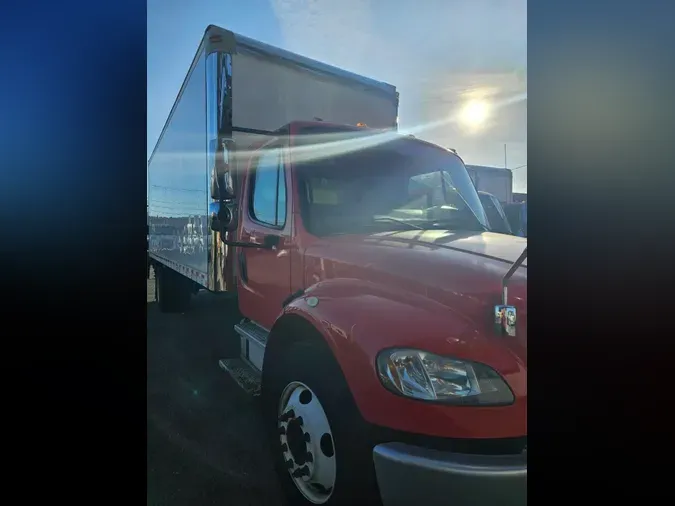 2018 FREIGHTLINER/MERCEDES M2 106