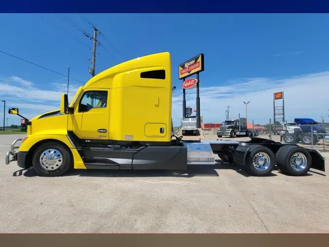 2023 Kenworth T680