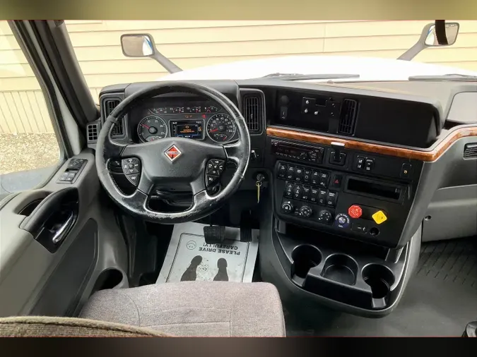 2021 INT LT625 6x4