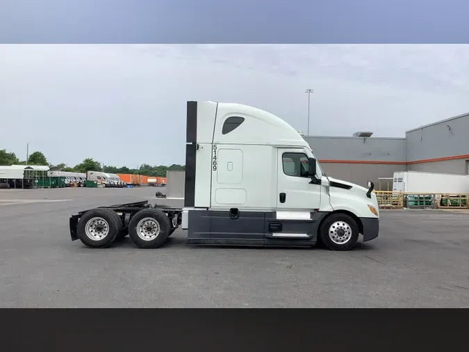 2021 Freightliner Cascadia