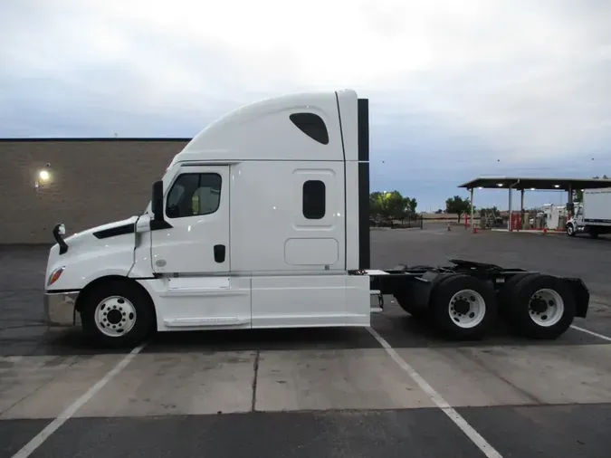 2021 FREIGHTLINER/MERCEDES NEW CASCADIA PX12664a05bae1685c704e38b9e70e30b077493