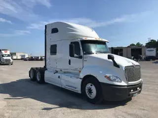 2018 International LT625