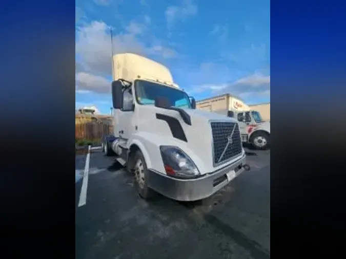 2016 VOLVO VNL64TRACTOR