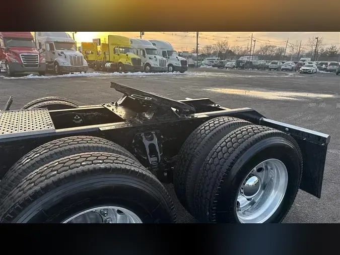 2019 KENWORTH T680a05e09211e3fbac791c67a276e29fe9d