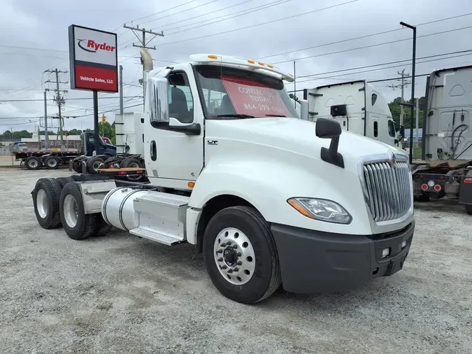 2020 NAVISTAR INTERNATIONAL LT625 DAYCAB T/A