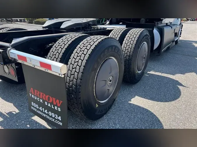 2022 INTERNATIONAL LT625