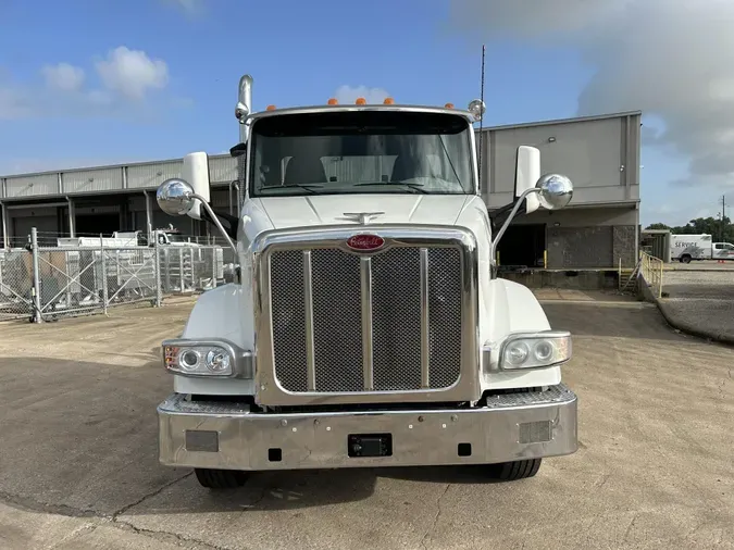 2020 Peterbilt 567
