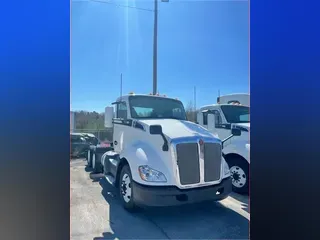 2016 KENWORTH T680