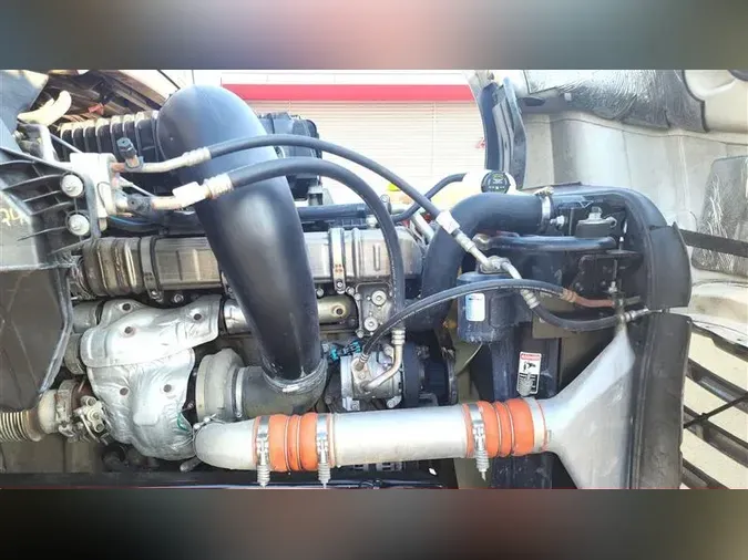 2019 FREIGHTLINER CA126
