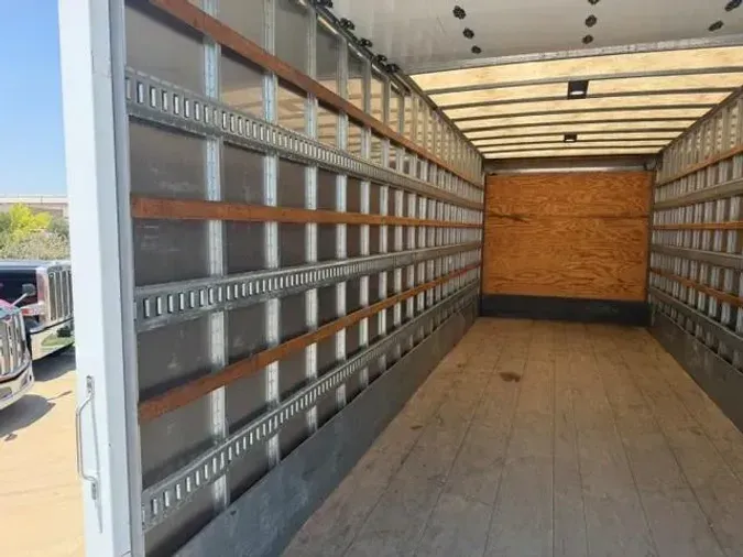 2024 Kenworth T280