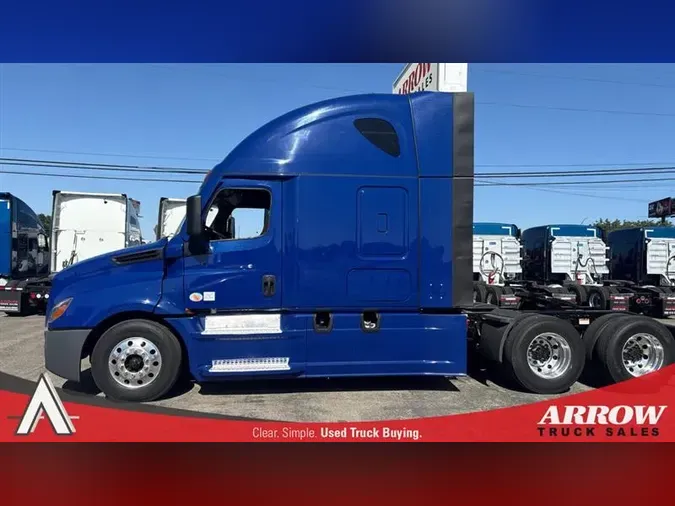 2022 FREIGHTLINER CA126