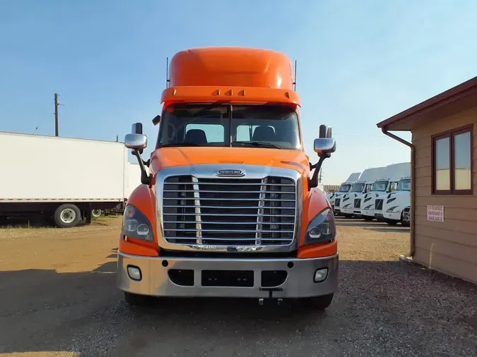 2018 FREIGHTLINER CASCADIA 125
