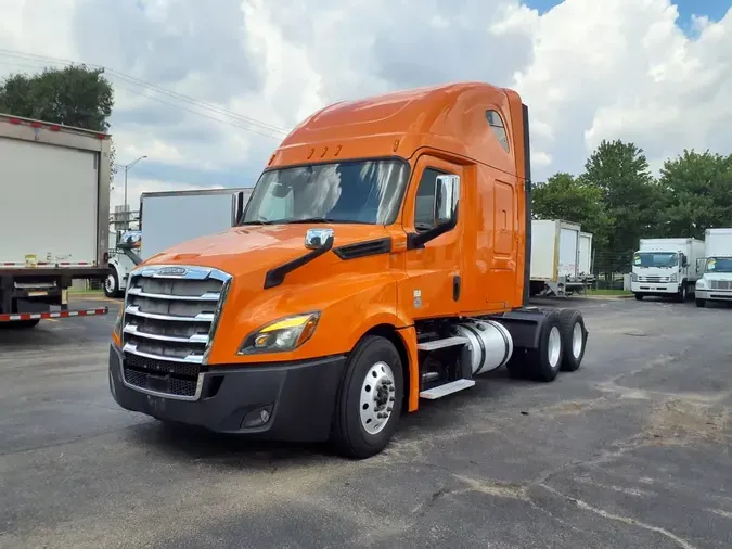2019 FREIGHTLINER NEW CASCADIA PX12664a074da1333e8062e9cbefb4fbf81cd1e