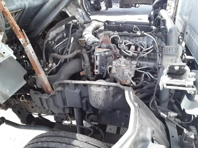 2019 HINO HINO 195