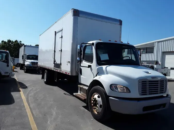 2019 FREIGHTLINER M2 106