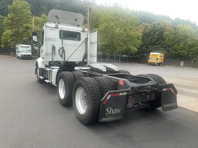 2020 VOLVO VNR300a07712b723137e70919e4dea116a601c