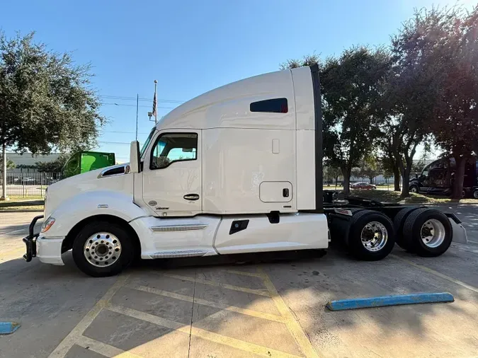 2021 Kenworth T680