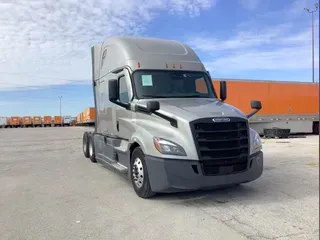 2020 Freightliner Cascadia