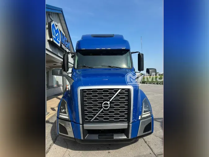 2019 VOLVO VNL64T760