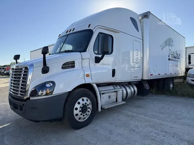 2015 FREIGHTLINER CASCADIA 125