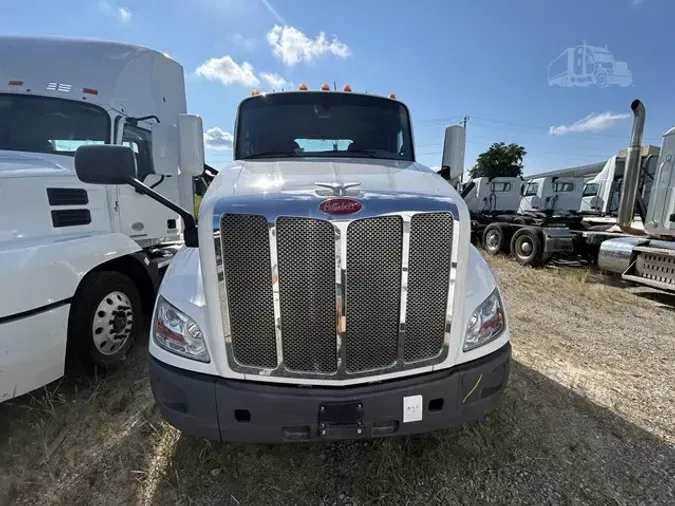 2022 PETERBILT 579