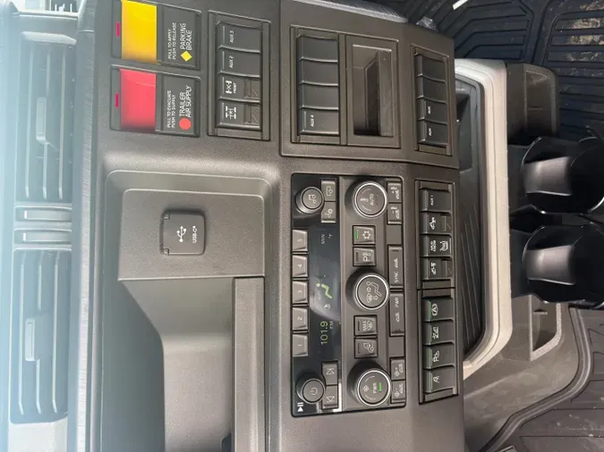 2027 VOLVO TRUCK VNL64TV04a08b0106bdd105411da8fe9c656e1daf