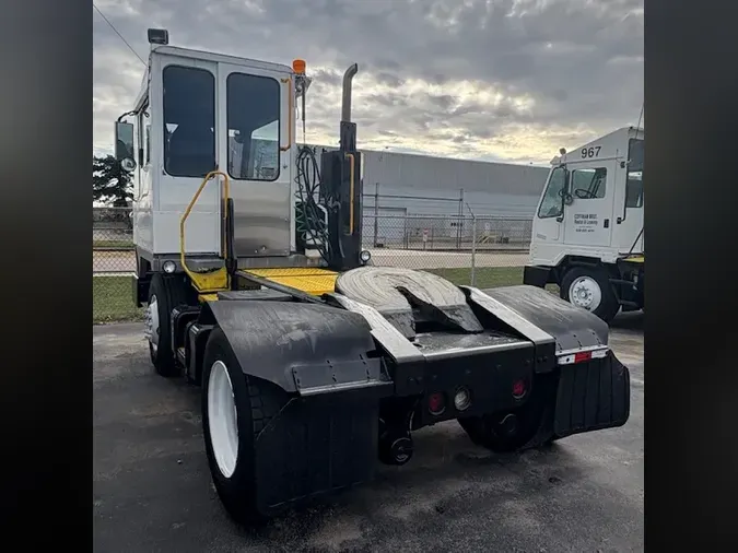 2017 KALMAR OTTAWA T2 4X2 DOT/EPAa08b0c06bccd1810361489eac25a902b