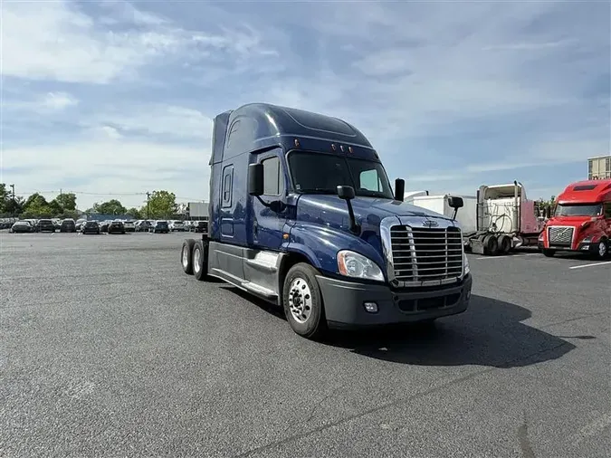 2016 FREIGHTLINER CASCADIA EVOLUTIONa0903b8a4339d5ff424fb67bdcabd758