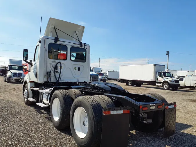 2019 FREIGHTLINER/MERCEDES CASCADIA