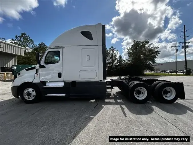 2020 FREIGHTLINER CA126