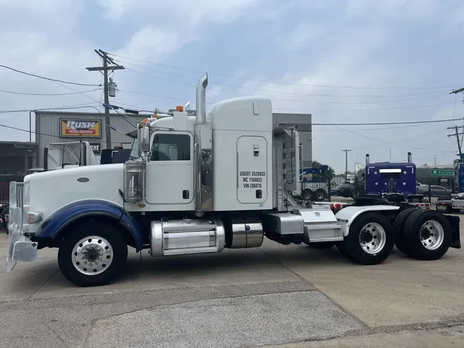 2016 Peterbilt 367