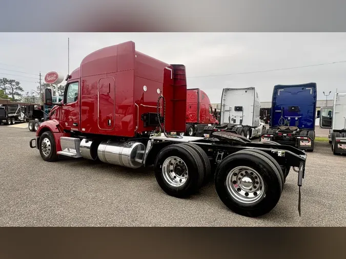 2022 Peterbilt 579
