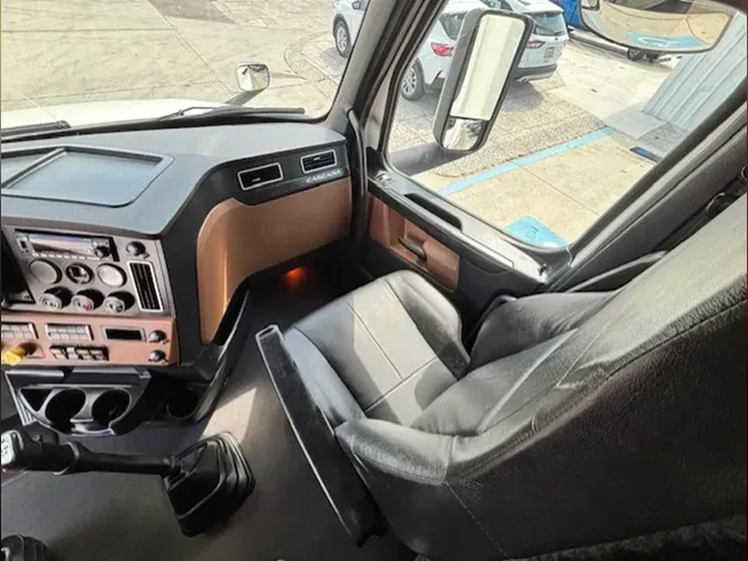 2023 Freightliner Cascadia 126