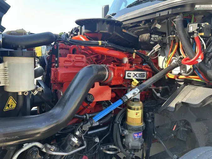 2022 International LT625