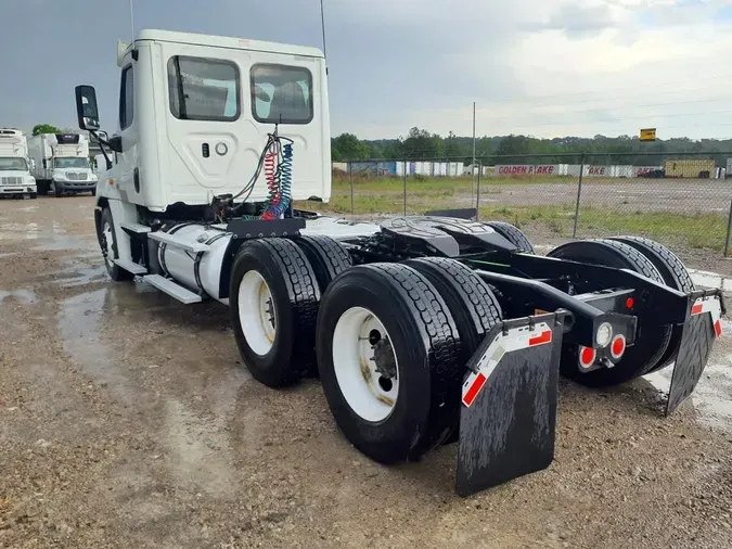 2019 FREIGHTLINER/MERCEDES CASCADIA 125