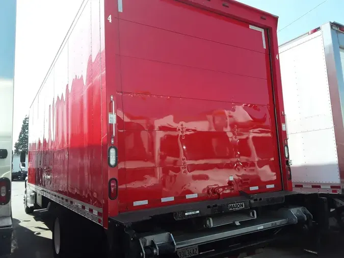 2016 FREIGHTLINER M2 106