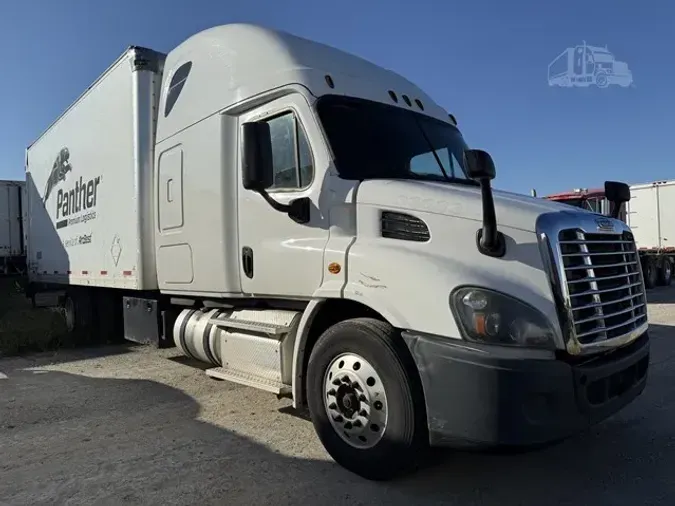 2015 FREIGHTLINER CASCADIA 125
