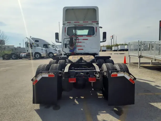 2020 NAVISTAR INTERNATIONAL LT625 DAYCAB T/A