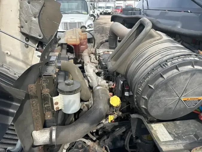 2019 NAVISTAR INTERNATIONAL RH613 DAYCAB S/A